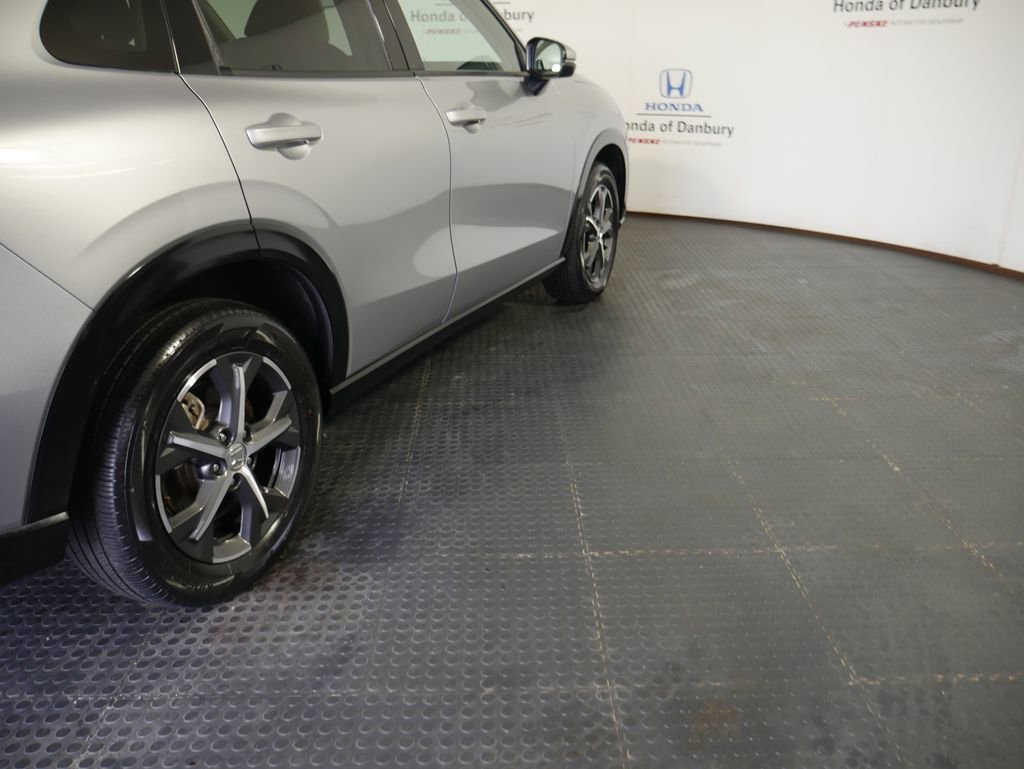Used 2023 Honda HR-V EX-L image 4