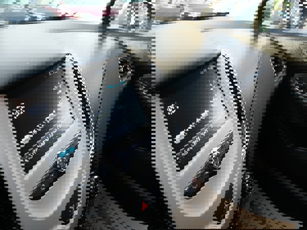 Used 2017 Chevrolet Cruze LS image 13