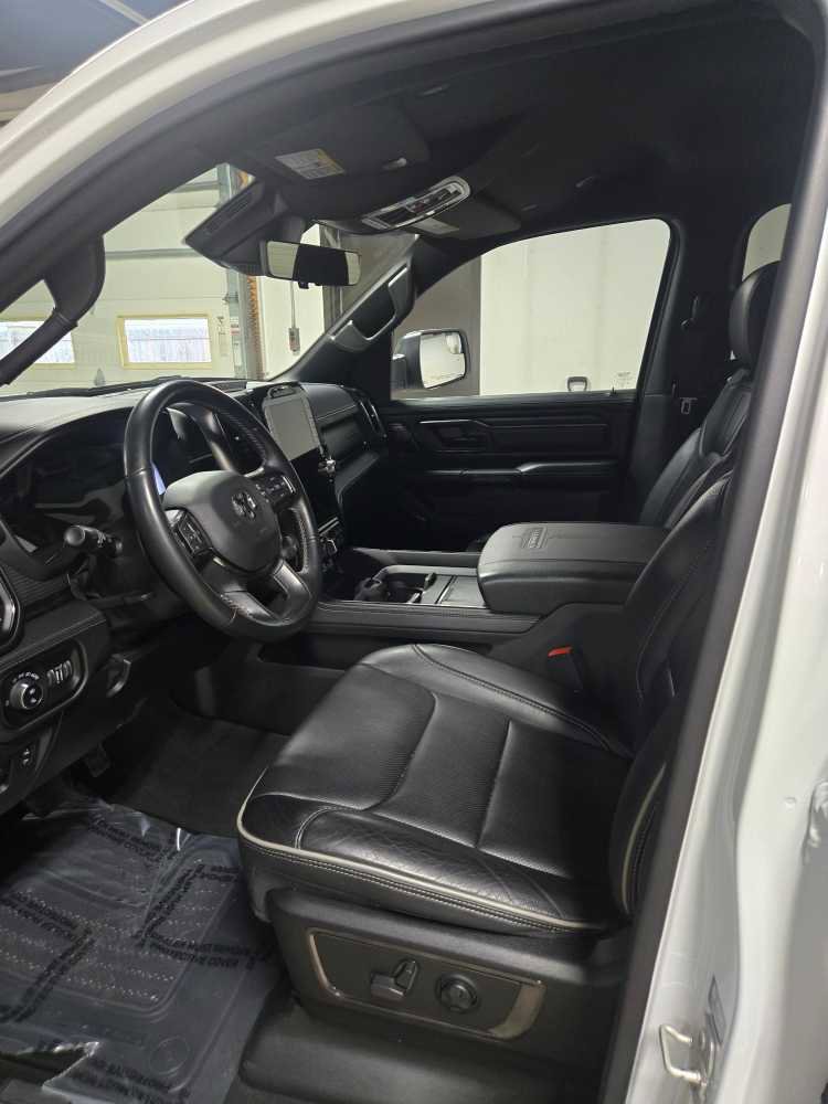 Used 2023 RAM 1500 Limited image 11