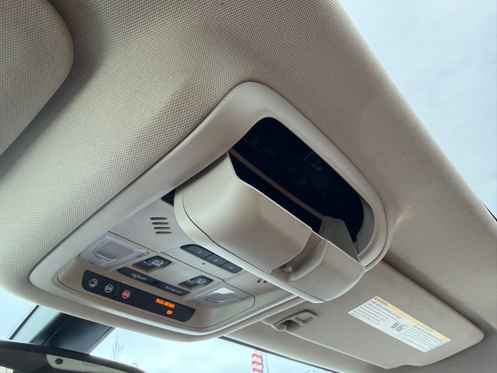 Certified 2017 GMC Acadia SLT image 36