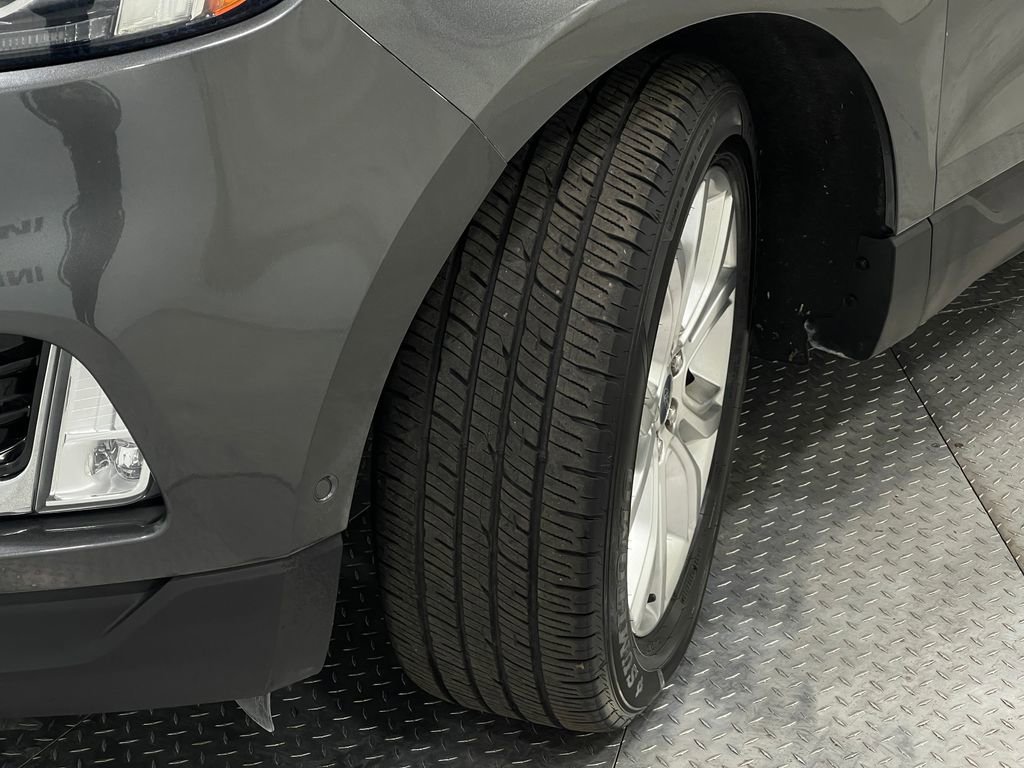 Used 2020 Ford Edge Titanium w/ Equipment Group 301A image 37