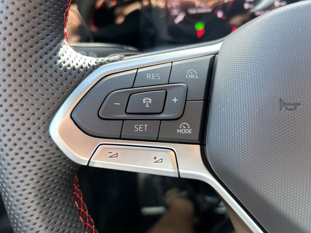 New 2026 Volkswagen GTI SE image 26