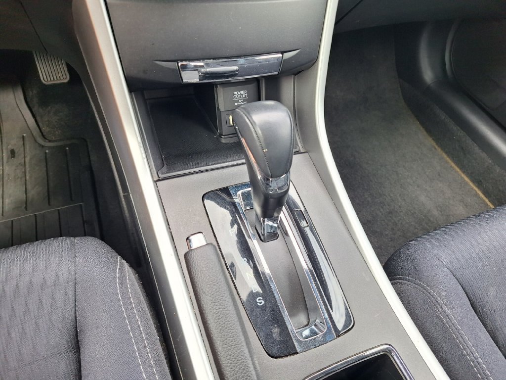 Used 2015 Honda Accord Sport image 13
