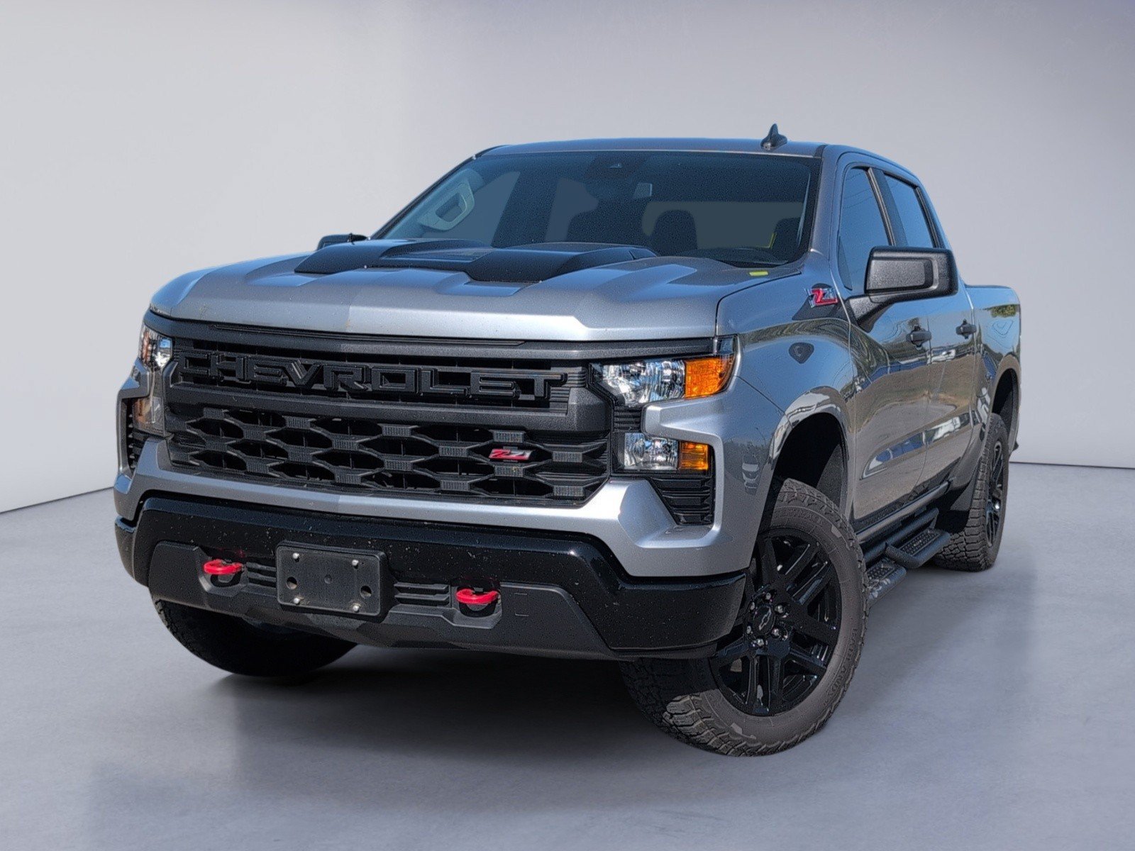 Used 2024 Chevrolet Silverado 1500 Custom Trail Boss AWD/4WD image 2