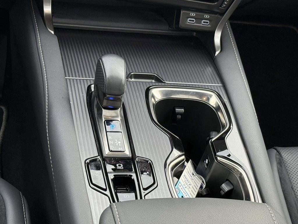 Used 2024 Lexus RX 500h F Sport image 18