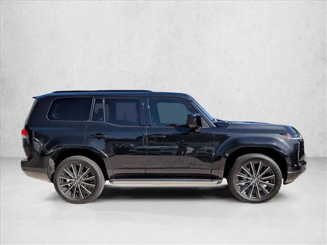 Used 2024 Lexus GX 550 w/ Cold Area Package AWD/4WD image 4