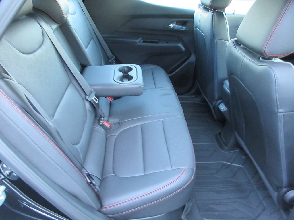 New 2027 Chevrolet Bolt RS w/ Technology Package FWD image 18