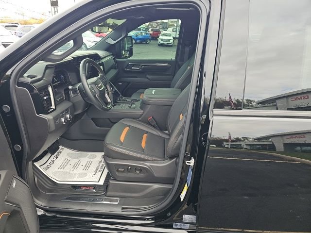 Used 2025 GMC Sierra 2500 AT4 w/ AT4 Premium Plus Package image 16