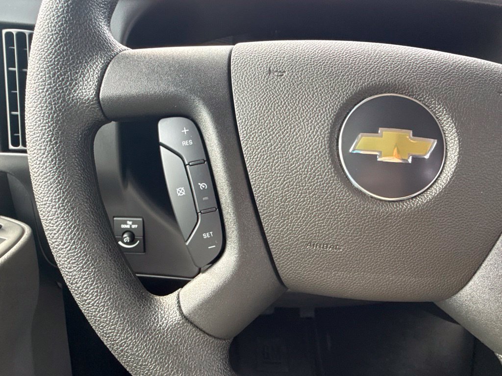 Used 2025 Chevrolet Express 3500 LT w/ LT Preferred Equipment Group RWD image 21