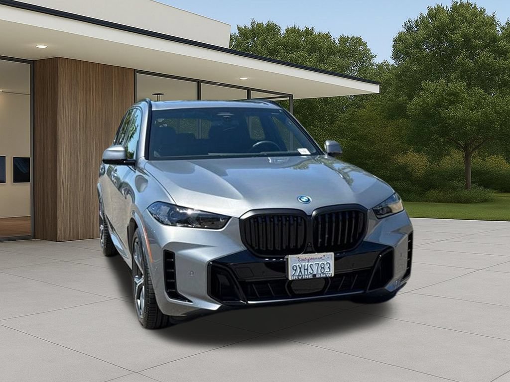 Used 2026 BMW X5 xDrive50e w/ M Sport Package AWD/4WD image 5