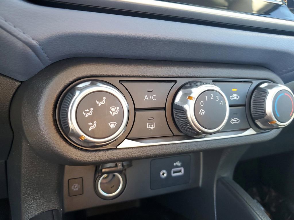 New 2025 Nissan Versa SV w/ Trunk Package image 17