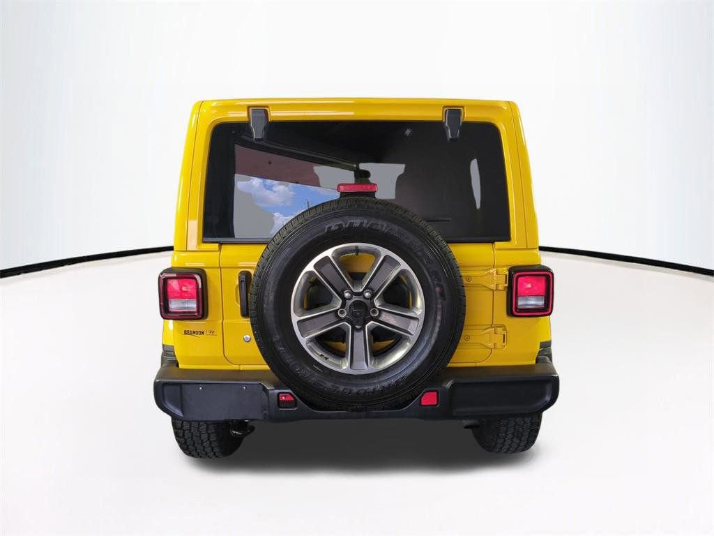 Used 2019 Jeep Wrangler Unlimited Sahara image 6