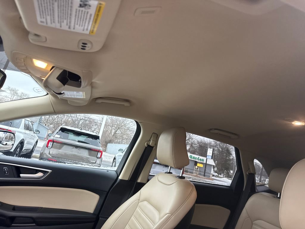 Used 2023 Ford Edge SEL w/ Convenience Package image 26