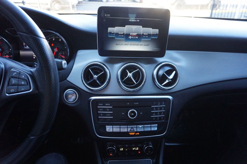 Used 2019 Mercedes-Benz CLA 250 image 28