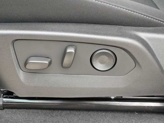 New 2026 GMC Canyon Elevation w/ Convenience Package image 19