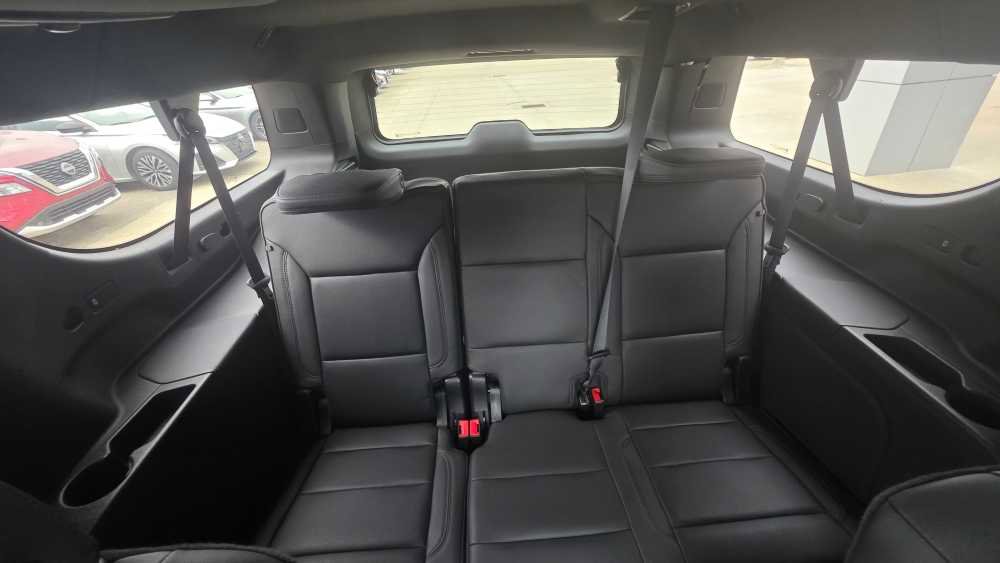 Used 2024 Chevrolet Suburban High Country w/ Advanced Technology Package AWD/4WD image 25