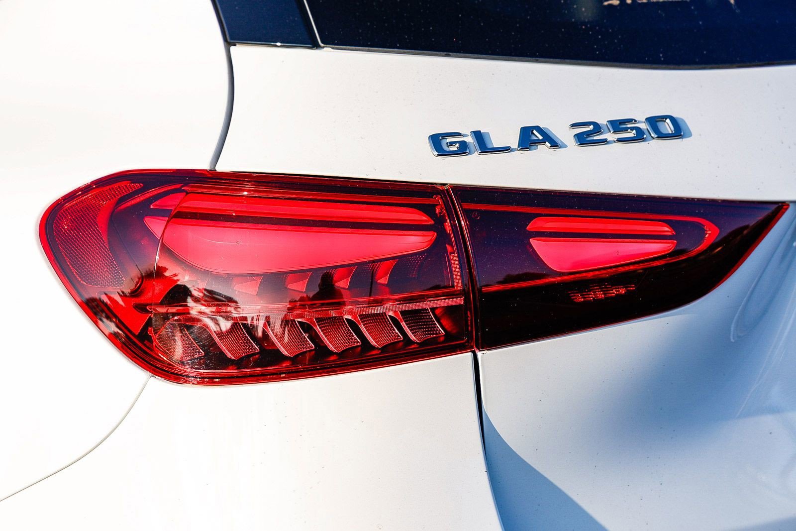 Certified 2025 Mercedes-Benz GLA 250 4MATIC image 8