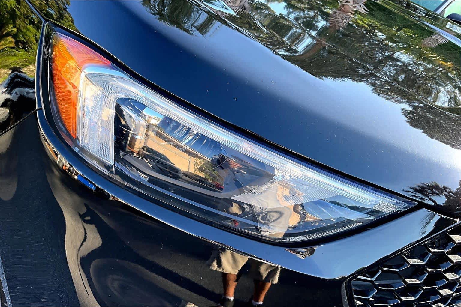 Used 2021 Ford Edge ST-Line w/ Cargo Accessory Package FWD image 27