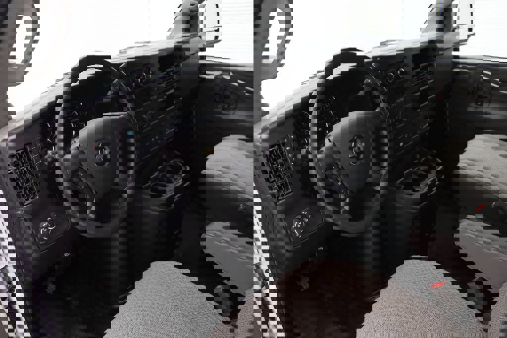 Used 2023 Chevrolet Express 3500 LS image 13