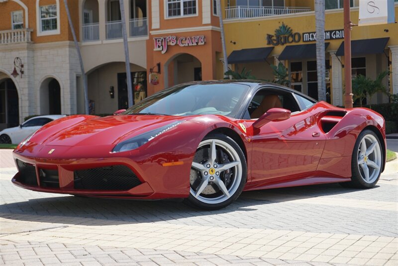 Used 2019 Ferrari 488 GTB RWD image 9