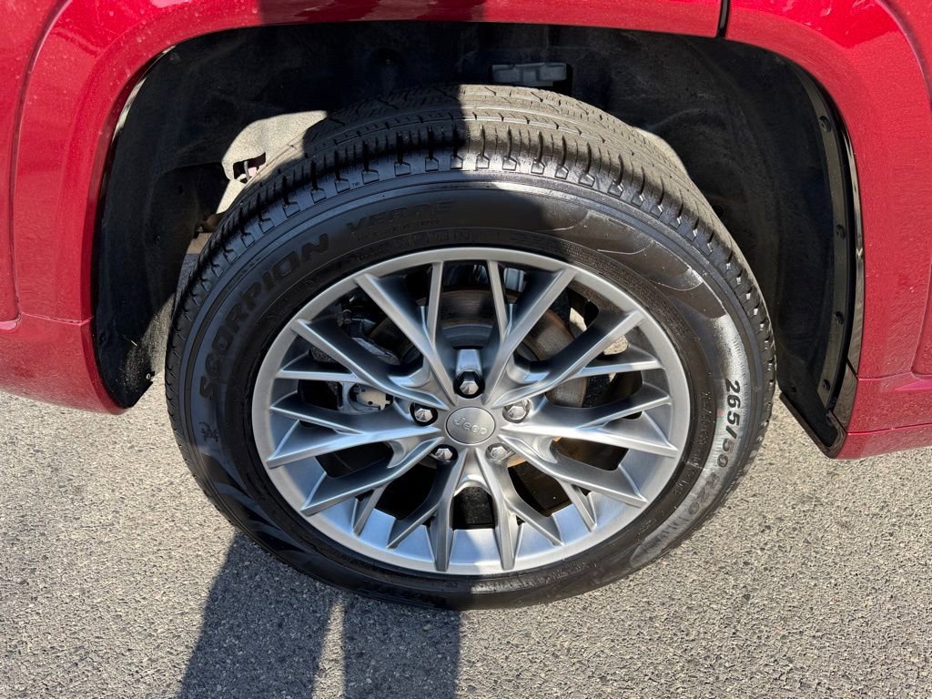 Certified 2024 Jeep Grand Cherokee Summit image 14