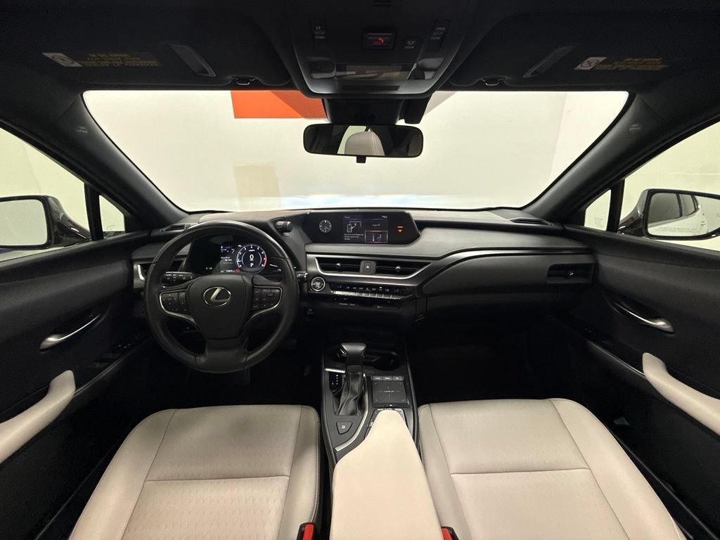 Used 2021 Lexus UX 200 w/ Accessory Package (Z1) FWD image 35