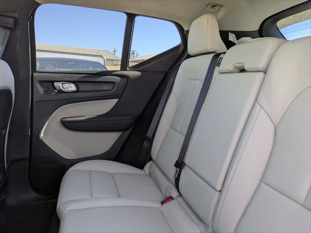 New 2026 Volvo XC40 B5 Ultra w/ Climate Package image 12