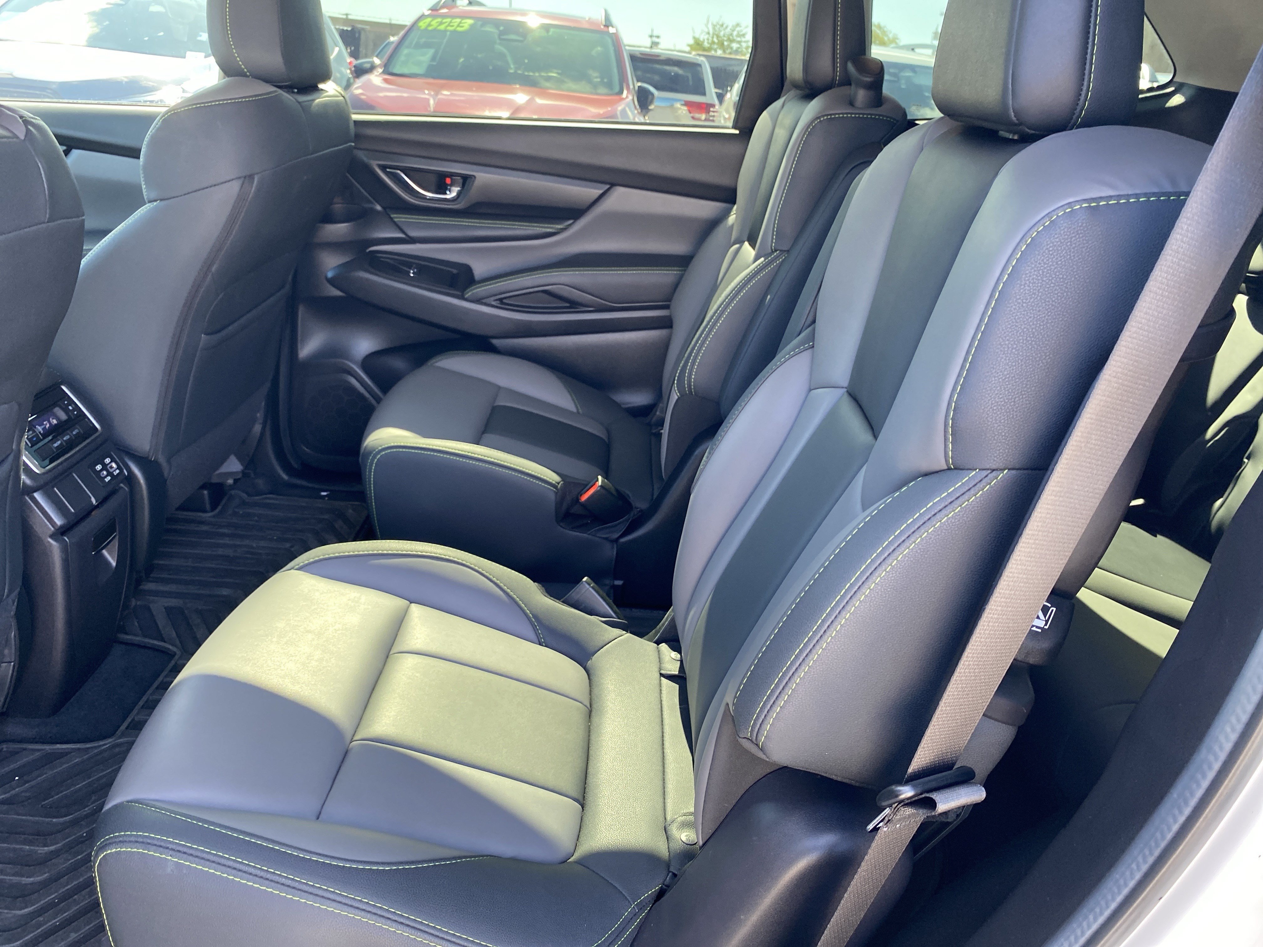 Used 2025 Subaru Ascent Onyx Edition AWD/4WD image 29