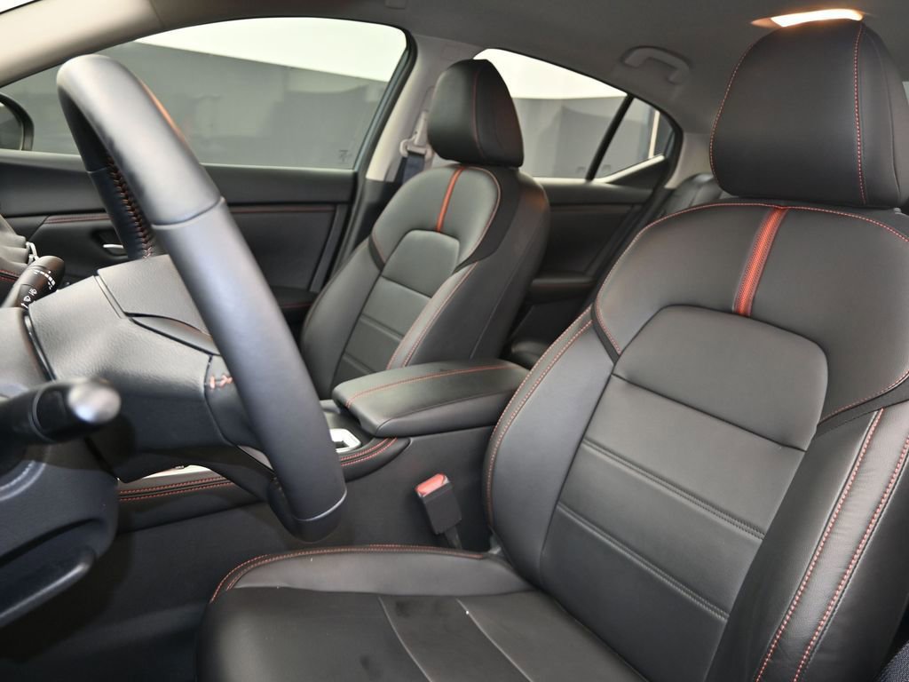 Certified 2025 Nissan Sentra SR w/ SR Premium Package image 16