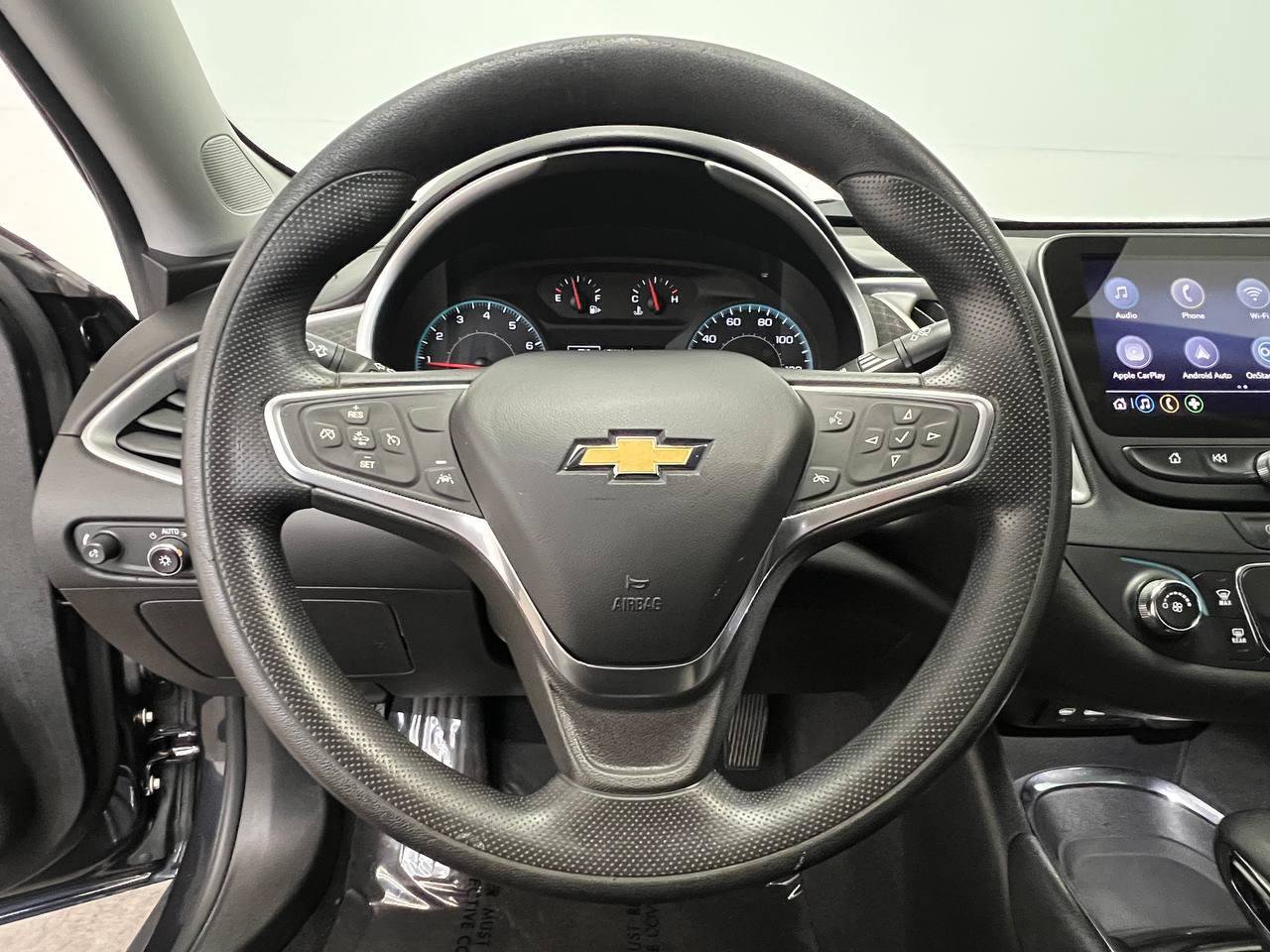 Used 2022 Chevrolet Malibu LS FWD image 15