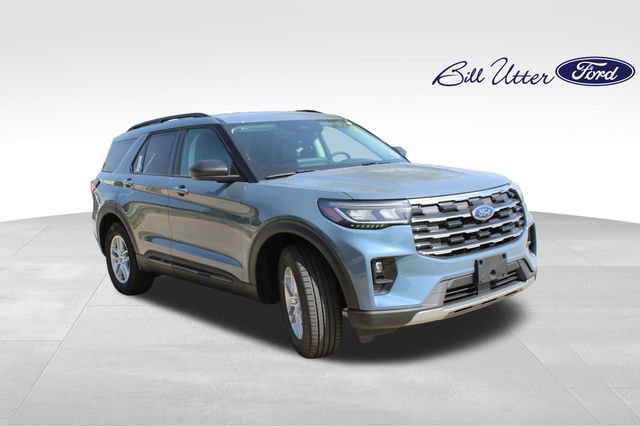 New 2026 Ford Explorer Active w/ Active Comfort Package RWD image 2