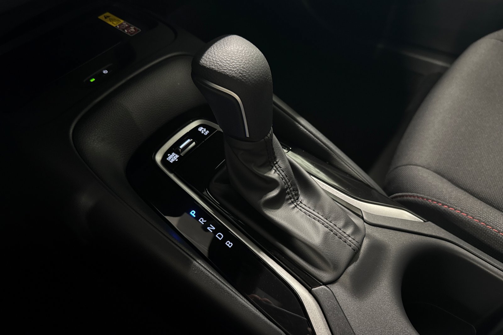 New 2026 Toyota Corolla SE FWD image 25
