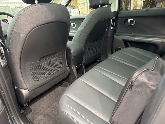 Used 2024 Hyundai Ioniq 5 Limited image 16
