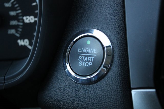 Used 2018 Ford EcoSport SE w/ SE Convenience Package image 16