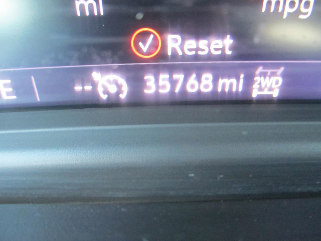 Used 2022 Chevrolet Silverado 3500 LT w/ Convenience Package image 29