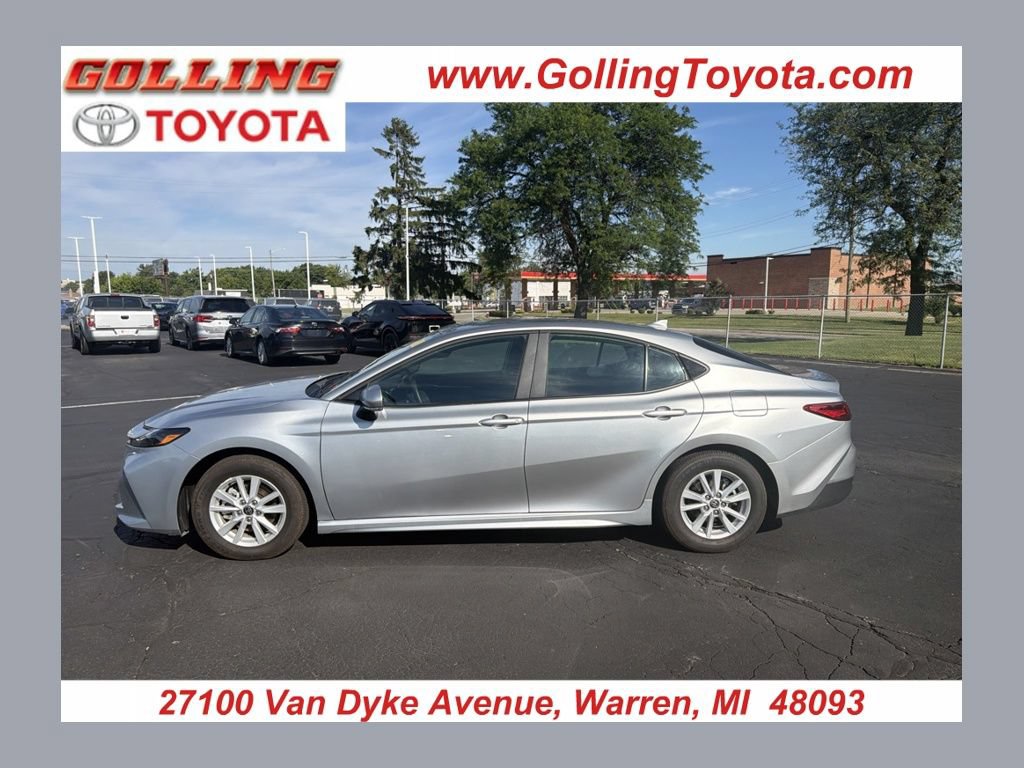 Used 2026 Toyota Camry LE FWD image 1