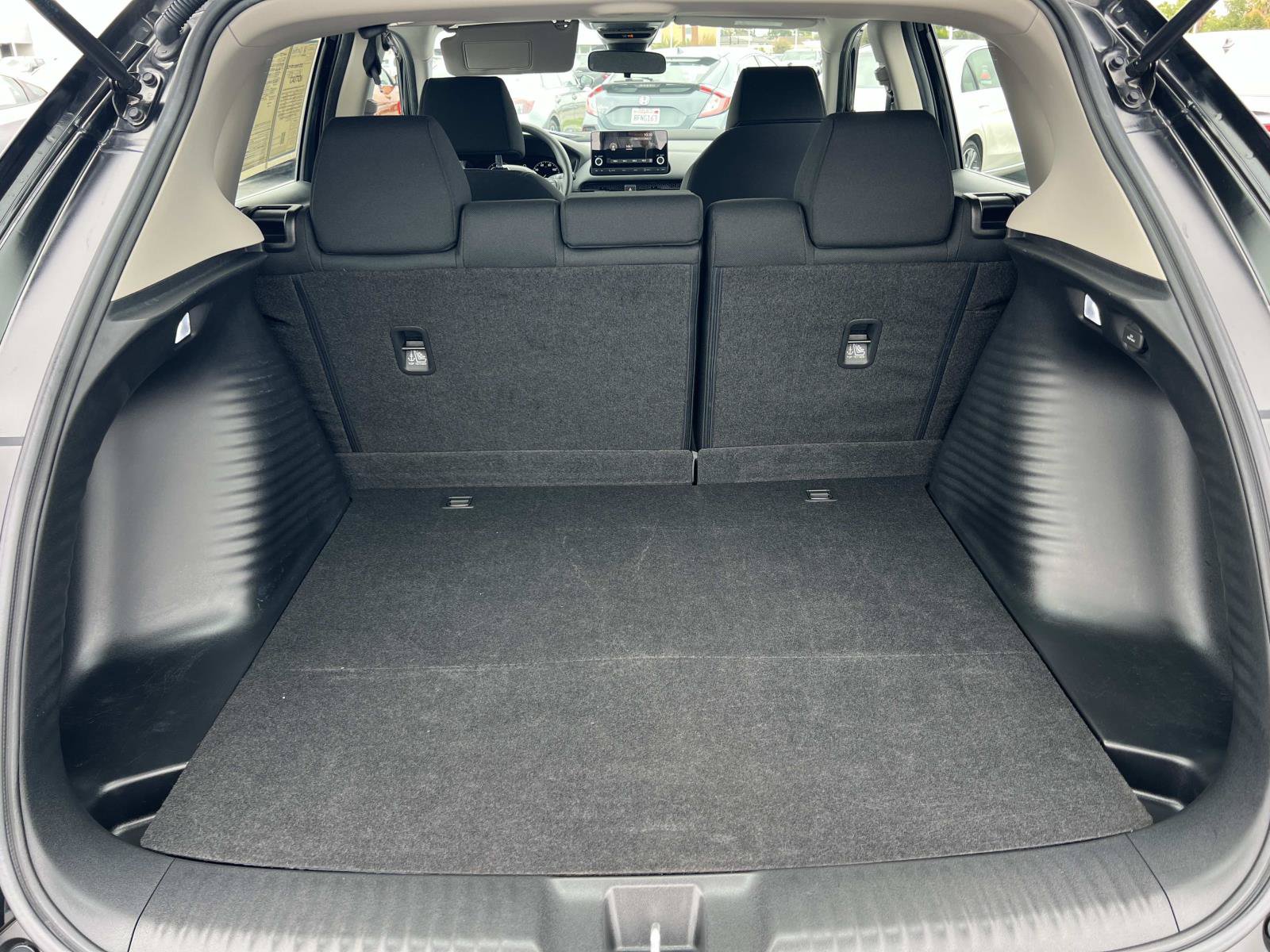 Certified 2025 Honda HR-V LX image 21