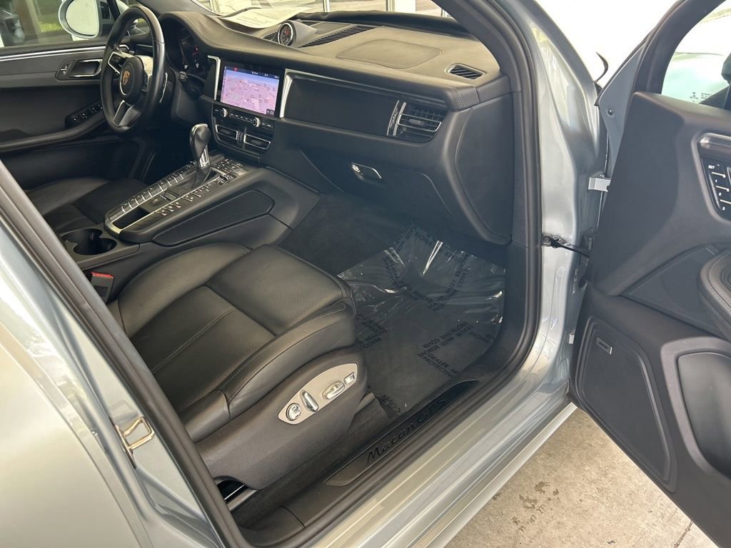 Used 2021 Porsche Macan GTS w/ Premium Package Plus (PF9) image 25