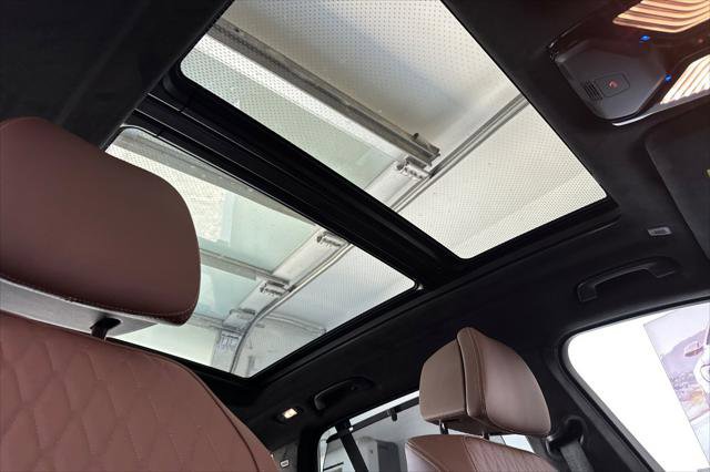 Used 2026 BMW X5 xDrive50e w/ Executive Package AWD/4WD image 16