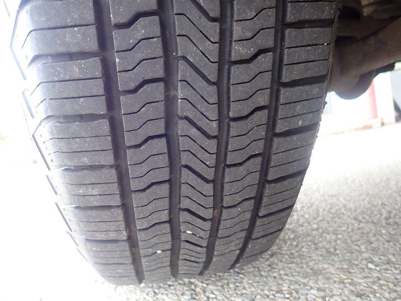 Used 2010 Jeep Liberty Sport w/ Popular Equipment Group AWD/4WD image 29