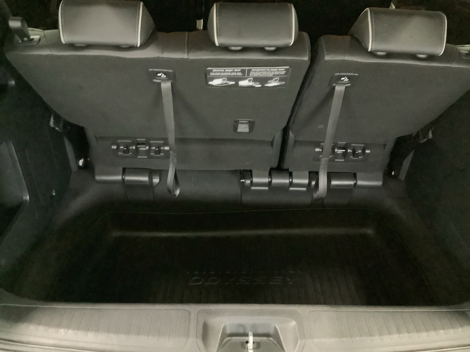 Used 2024 Honda Odyssey Elite image 16