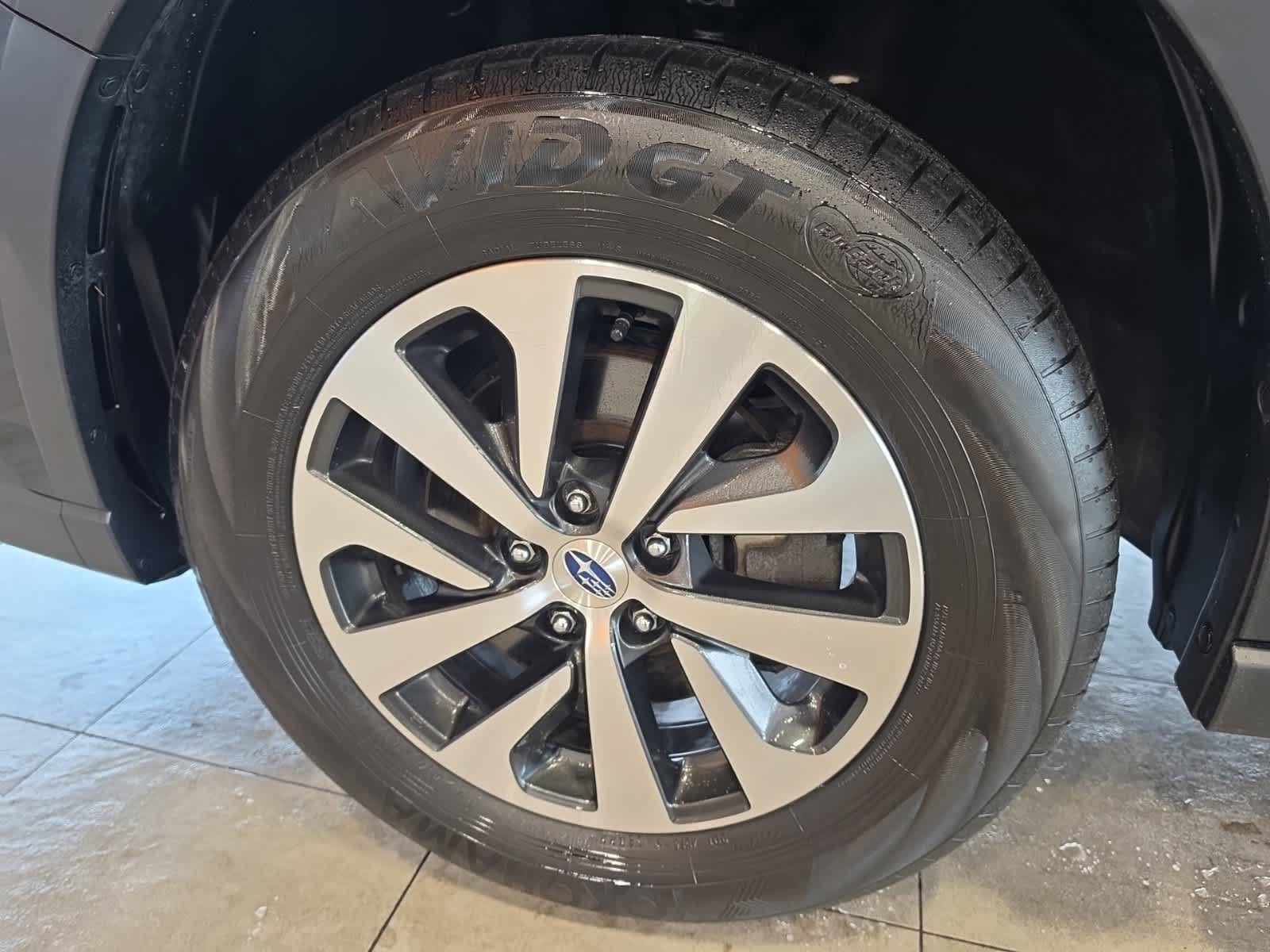 Used 2023 Subaru Outback Premium AWD/4WD image 13