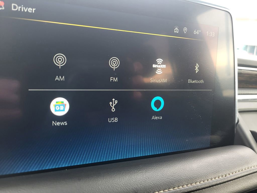 Used 2023 Chevrolet Suburban Premier image 23