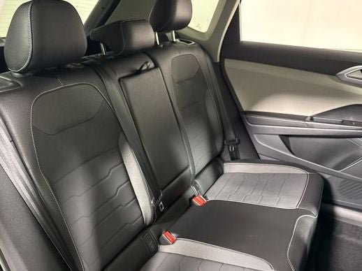 New 2026 Volkswagen Taos SE AWD/4WD image 17