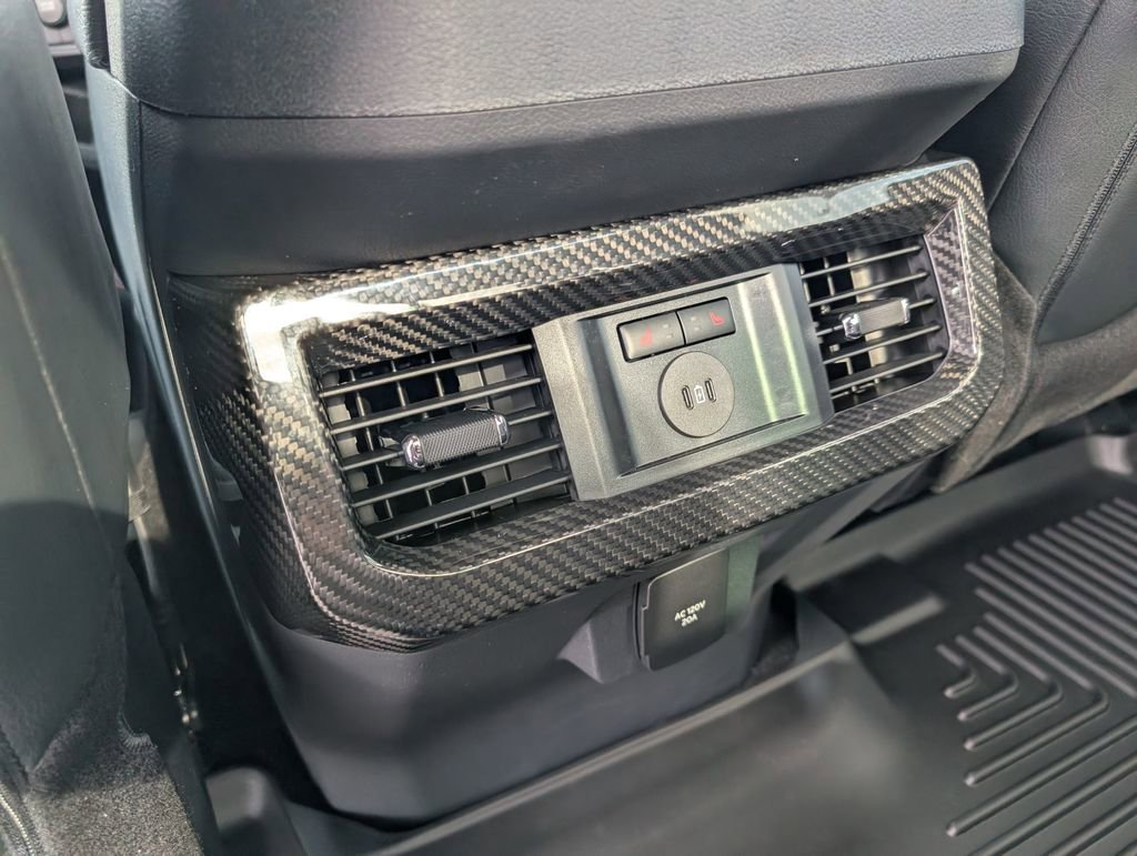 New 2026 Ford F250 Lariat w/ Black Appearance Package AWD/4WD image 11