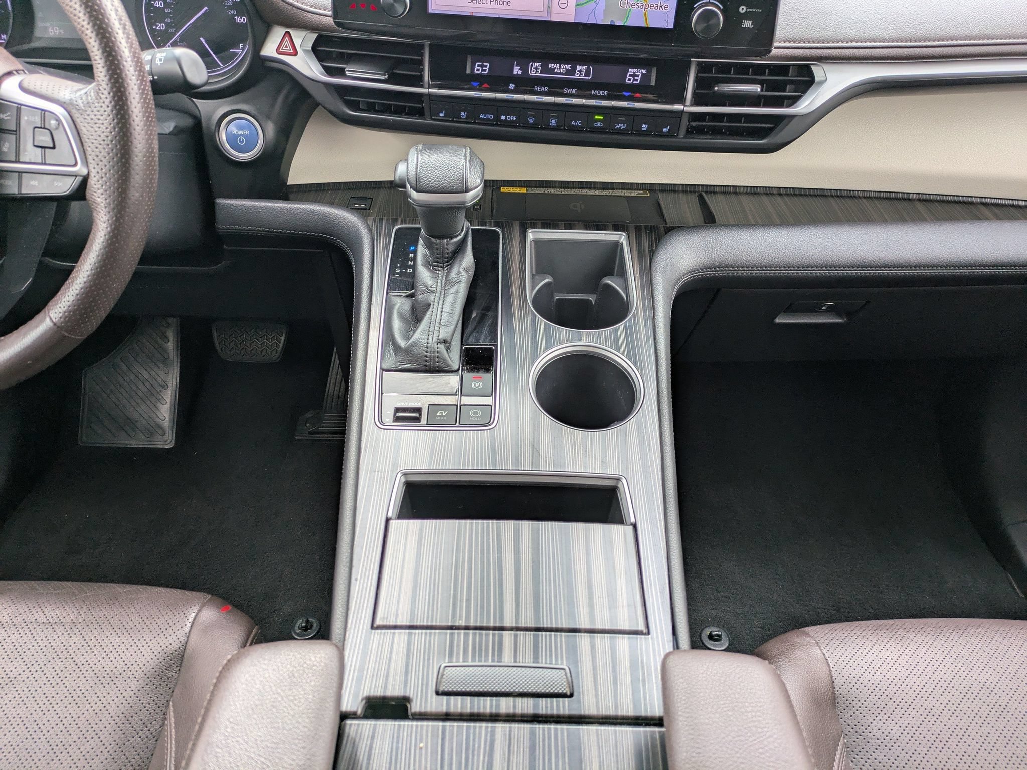 Used 2022 Toyota Sienna Platinum FWD image 20