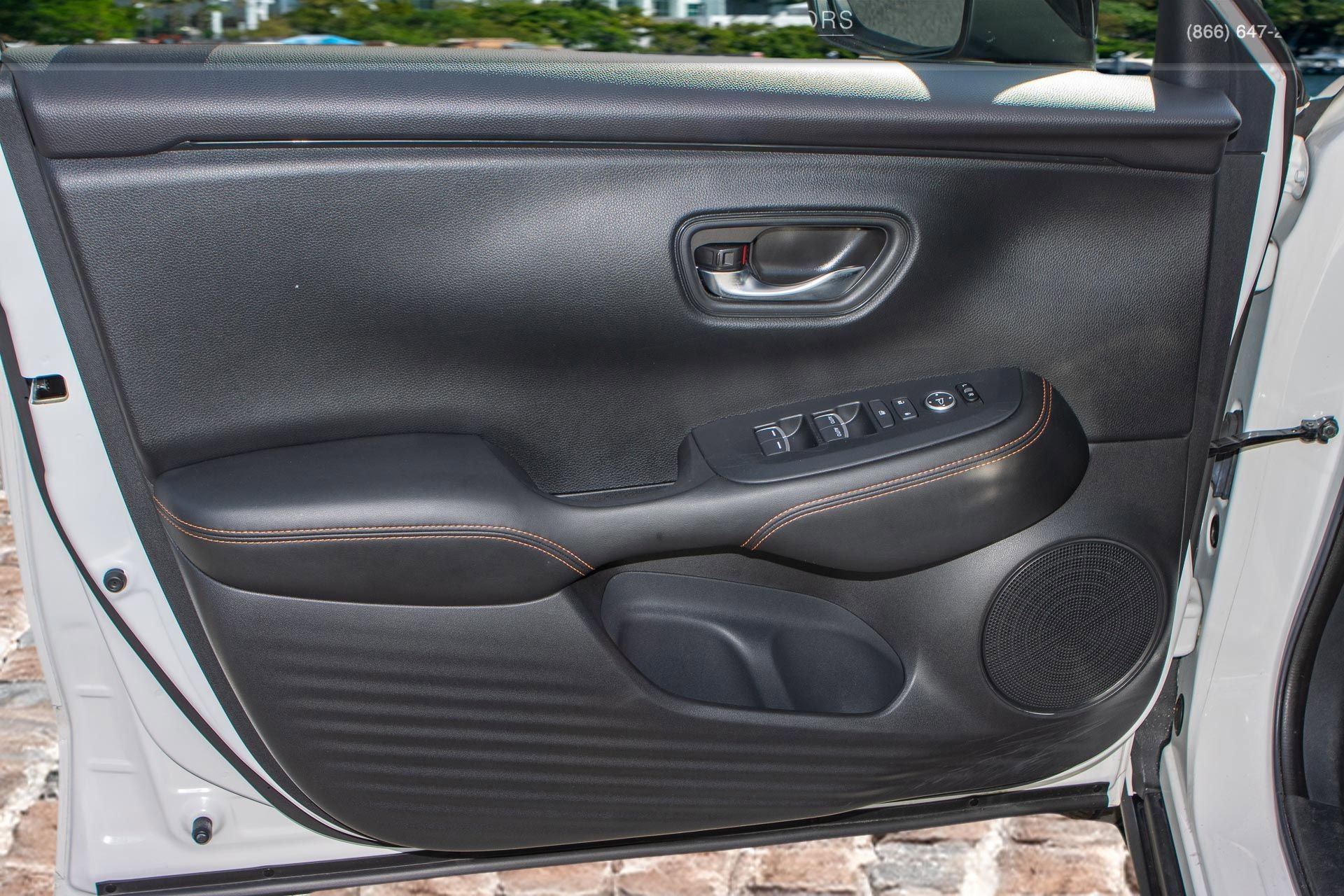 Certified 2023 Honda HR-V Sport image 30