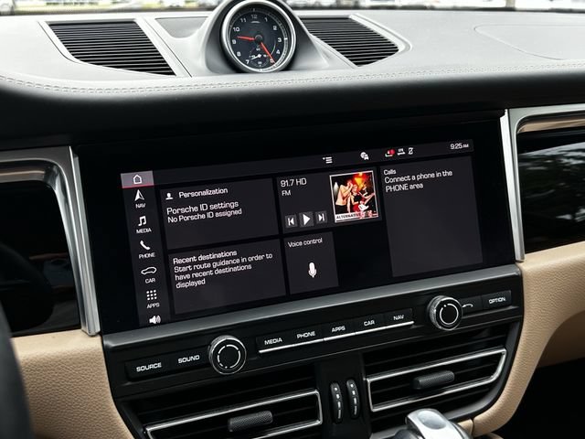 Used 2019 Porsche Macan AWD/4WD image 19