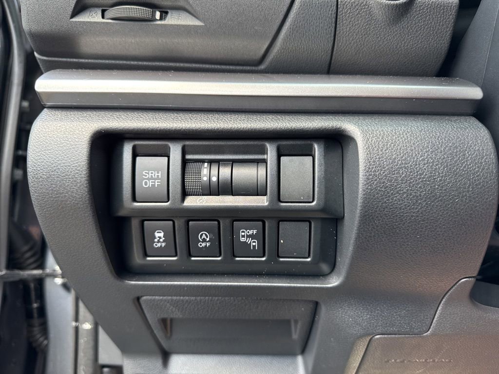Used 2022 Subaru Crosstrek 2.5i Limited w/ Moonroof Package 1 image 24