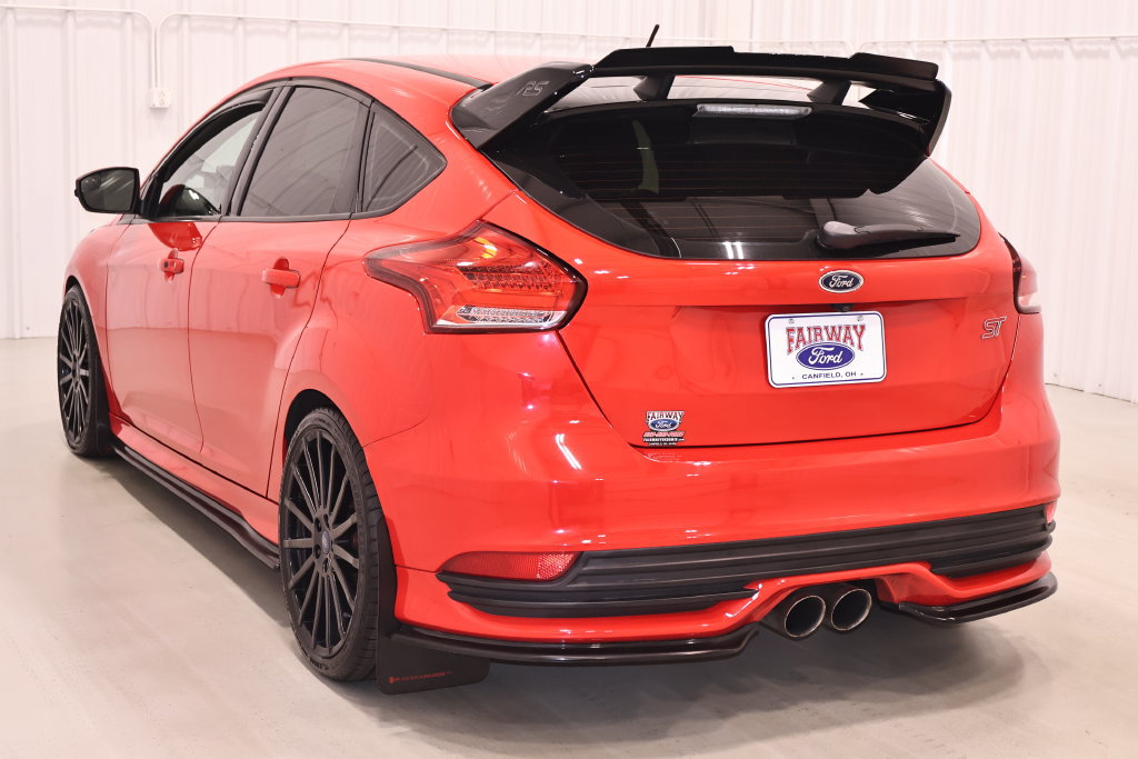 Used 2015 Ford Focus ST w/ Equipment Group 401A FWD image 6